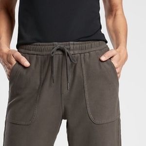 Athlete Farallon Jogger